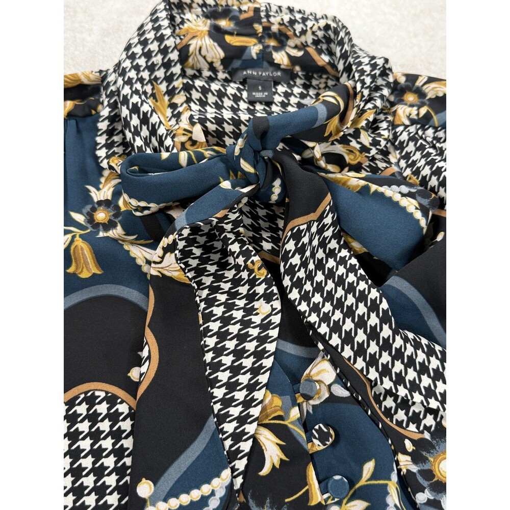 Ann Taylor Bow Tie Blouse Teal Pearl Print Equestrian Long Sleeve Size Small - Picture 5 of 13